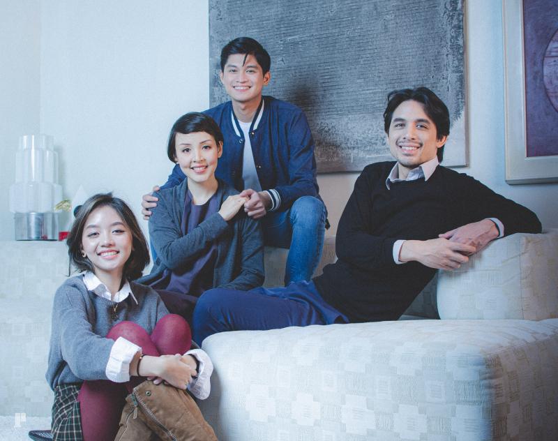 PHOTOS: First Look at Promo Shots for BlueREP's NEXT TO NORMAL Image