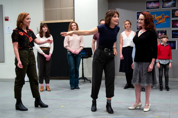 Erika Henningsen, Carmen Cusack, Michele Ragusa, and the cast of FLYING OVER SUNSET Photo