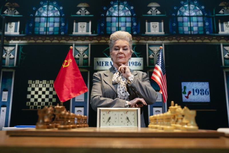 Review: CHESS at Folketeatret - Chess Pieces Finally in Place. Image