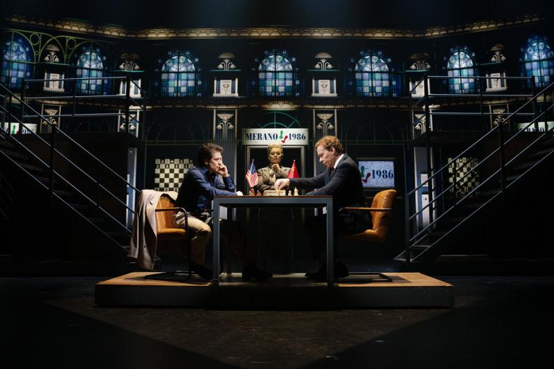 Review: CHESS at Folketeatret - Chess Pieces Finally in Place. 