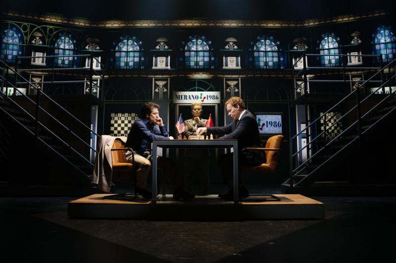 Review: CHESS at Folketeatret - Chess Pieces Finally in Place. Image