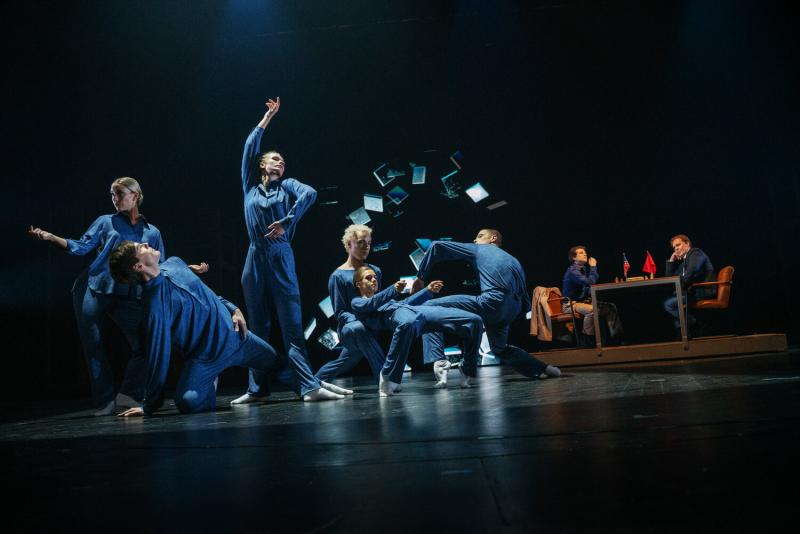 Review: CHESS at Folketeatret - Chess Pieces Finally in Place. Image