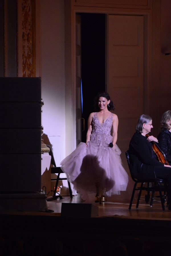 Photo Coverage: Mandy Gonzalez, Carrie Manolakos, and Alex Newell in I'M EVERY WOMAN: DIVAS ON STAGE Image