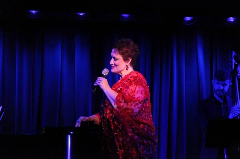 Review: Regina Zona Holds Court at The Laurie Beechman Theatre in BECOMING...THE QUEEN 2.0  Image