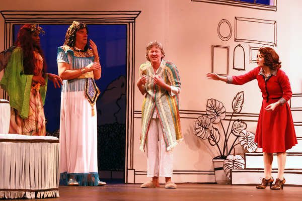 Photo Flash: LEADING LADIES Opens at Georgia Ensemble Theatre Image