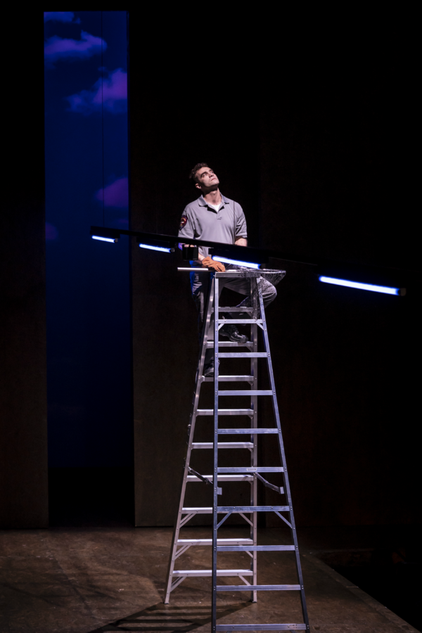 Photo Flash: First Look at GRAVEYARD SHIFT at Goodman Theatre Image
