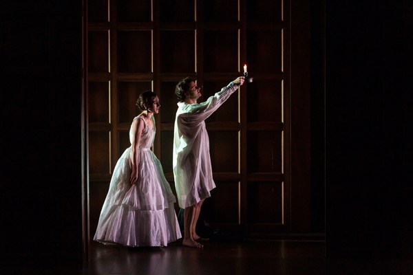 Photo Flash: Hartford Stage's New Adaptation of JANE EYRE Image