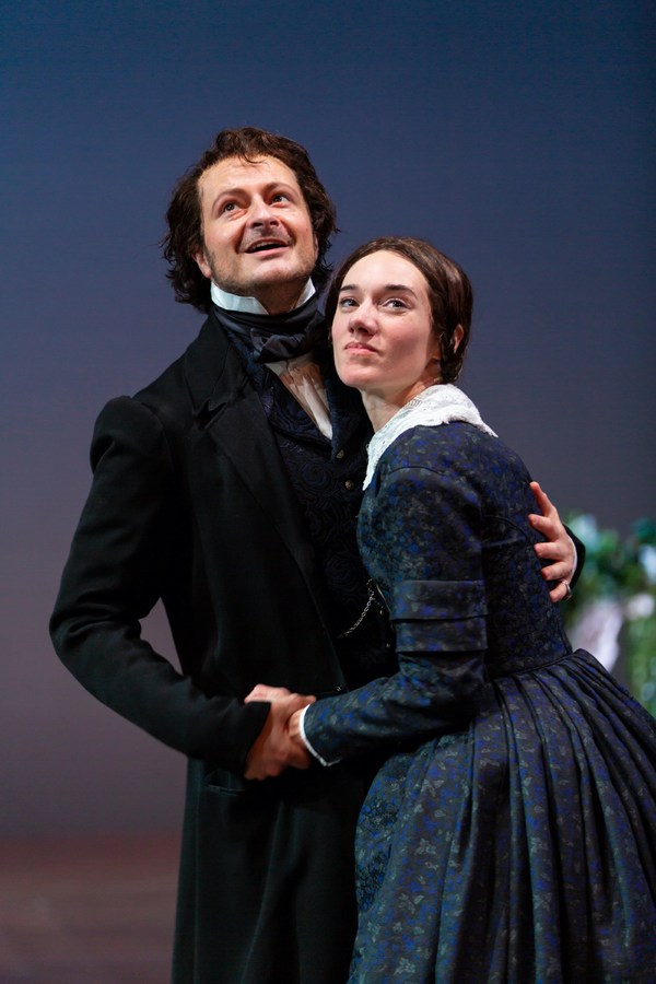 Photo Flash: Hartford Stage's New Adaptation of JANE EYRE Image