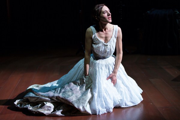 Photo Flash: Hartford Stage's New Adaptation of JANE EYRE Image