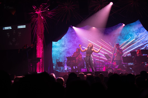 Photo Flash: See Constantine Maroulis, Lesli Margherita, Kate Rockwell and More at BROADWAY SINGS QUEEN 