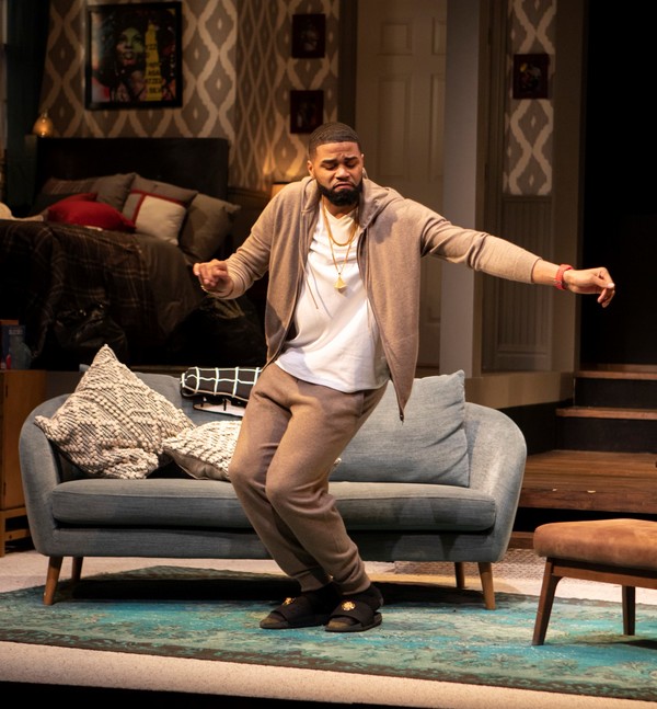 Photo Flash: Take a Look at Signature Theatre's THE HOT WING KING Image