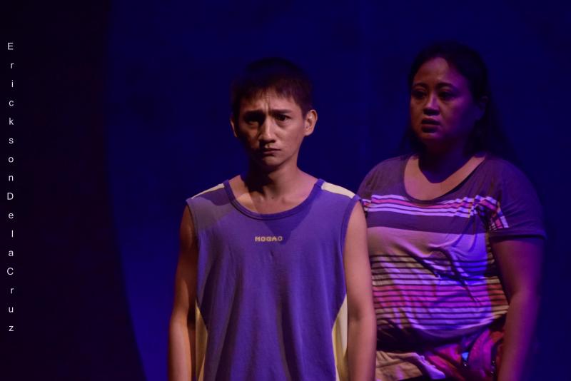 BWW Review: UNDER MY SKIN is Armed With Substantial Information About HIV 