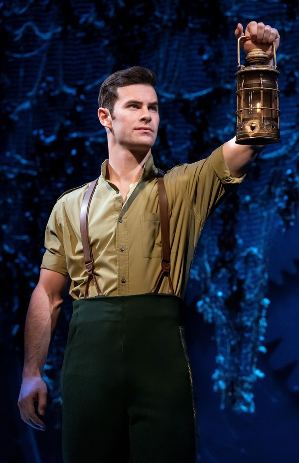 Photo Flash: First Look at Alexandra Billings, Lindsay Pearce and More in WICKED on Broadway Image