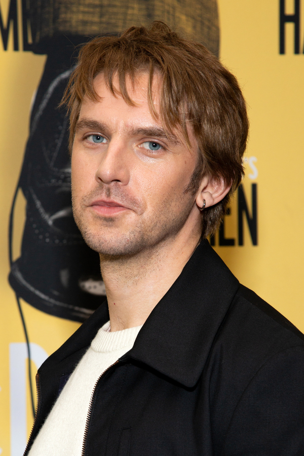 dan stevens the guest hair