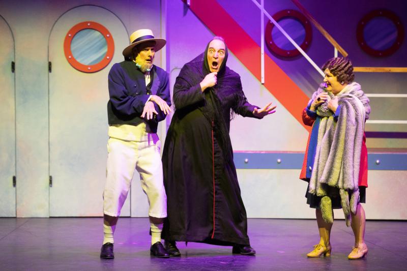 Review: ANYTHING GOES at Rancho Mirage Amphitheater Image