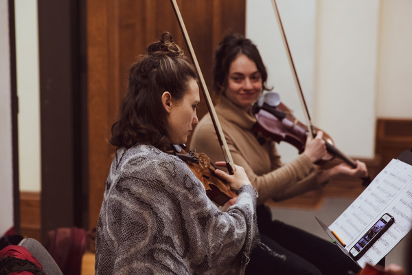 Photo Flash: Inside Rehearsal For Mackenzie Shivers' Feinstein's/54 Below Debut SHIVERS & STRINGS: THE UNKINDNESS Image