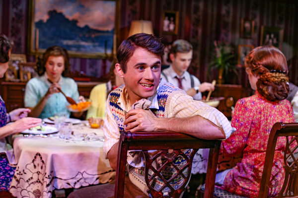 Photo Flash: First Look at BRIGHTON BEACH MEMOIRS at the Maltz Jupiter Theatre Image