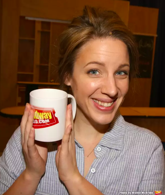 Wake Up With BWW 2/28: BEETLEJUICE May Haunt the Barrymore, and More! Image