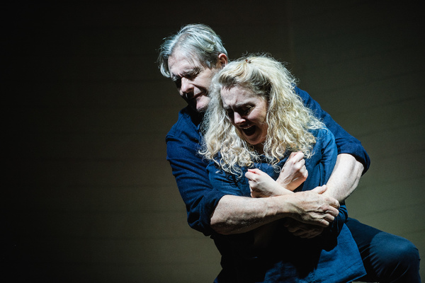 Photo Flash: First Look at LOVE, LOSS, and CHIANTI at Riverside Studios Image