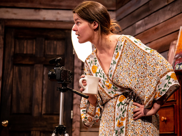 Photo Flash: First Look at ALABASTER by Audrey Cefaly at Know Theatre 