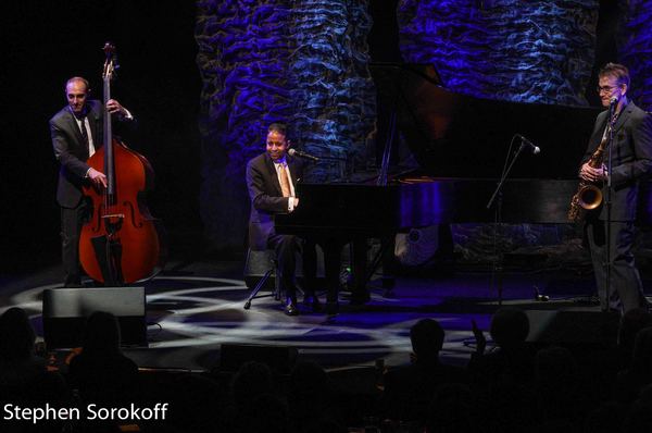 Photo Coverage: Loston Harris Plays the Kravis Center Image
