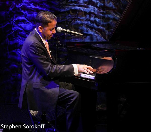 Photo Coverage: Loston Harris Plays the Kravis Center Image