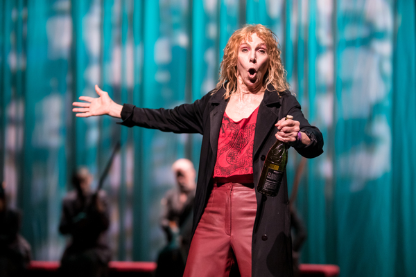 Photo Flash: First Look at THE BACCHAE at the Guthrie Theater Image