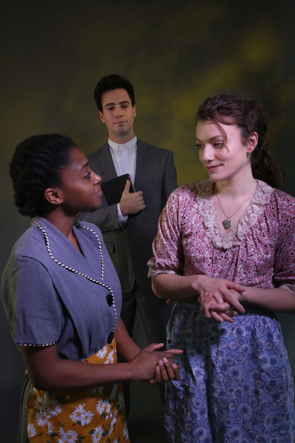 Photo Flash: American Bard Theater Company's ECHOES IN THE GARDEN Image