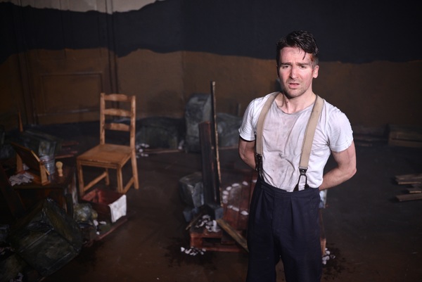 Photo Flash: First Look at Old Red Lion's Triptych - NUCLEAR WAR, BURIED, and GRACELAND Image