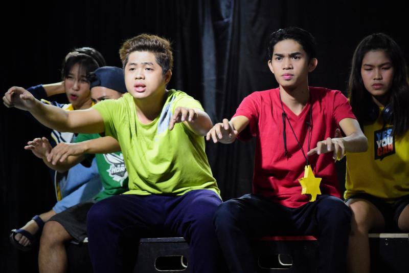 Photo Coverage: SI JANUS SILANG AT ANG TIYANAK NG TABON Plays at St. Mary's College Q.C.  Image