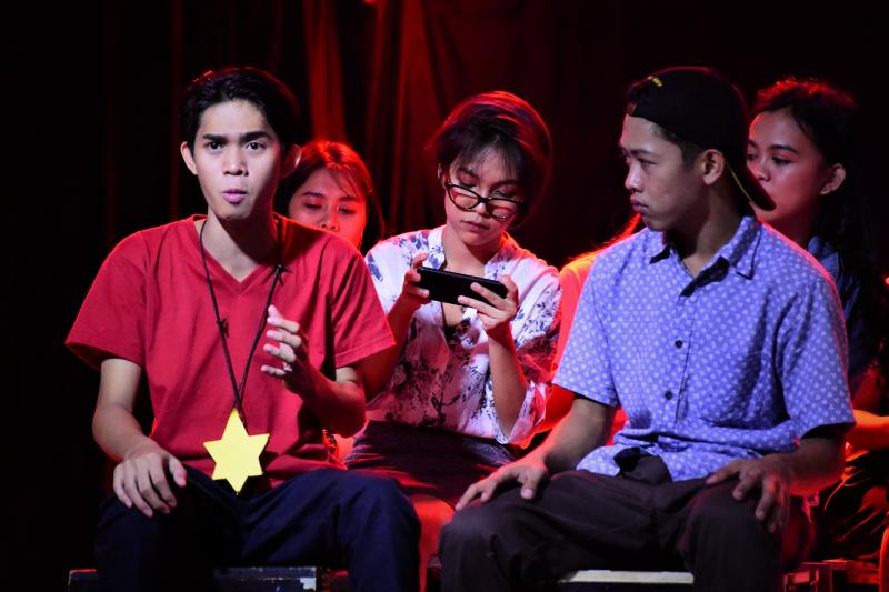 Photo Coverage: SI JANUS SILANG AT ANG TIYANAK NG TABON Plays at St. Mary's College Q.C. 