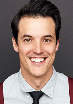 Meet the Cast of MRS. DOUBTFIRE - Now in Previews on Broadway! Image
