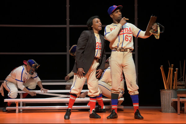 Photo Flash: First Look at TONI STONE at American Conservatory Theater Image