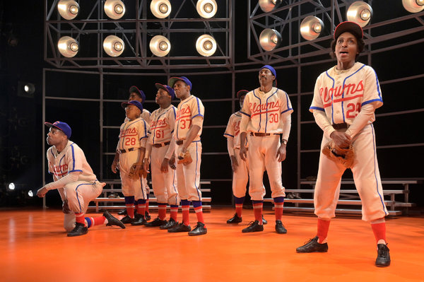 Photo Flash: First Look at TONI STONE at American Conservatory Theater Image