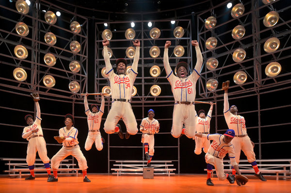 Photo Flash: First Look at TONI STONE at American Conservatory Theater Image