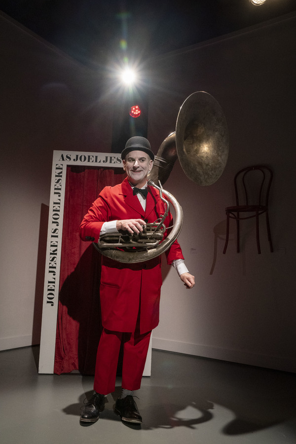Photo Flash: First Look at Parallel Exit's THE ARTIST WILL BE WITH YOU IN A MOMENT Image