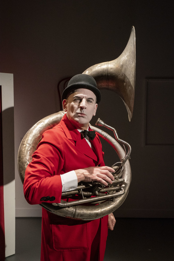 Photo Flash: First Look at Parallel Exit's THE ARTIST WILL BE WITH YOU IN A MOMENT Image