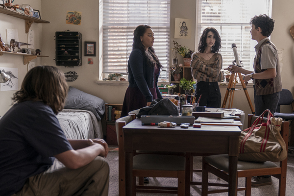 Photo Flash: AMC Releases New Images of THE WALKING DEAD: WORLD BEYOND Image