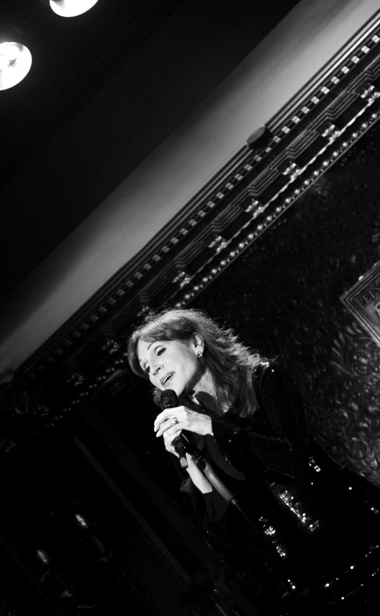 Review: MARILU HENNER Makes Memories at 54 Below 