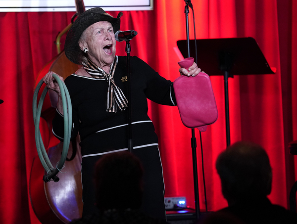 Photo Flash: TWISTED BROADWAY 3 Benefit at Feinstein's at Vitello's Image