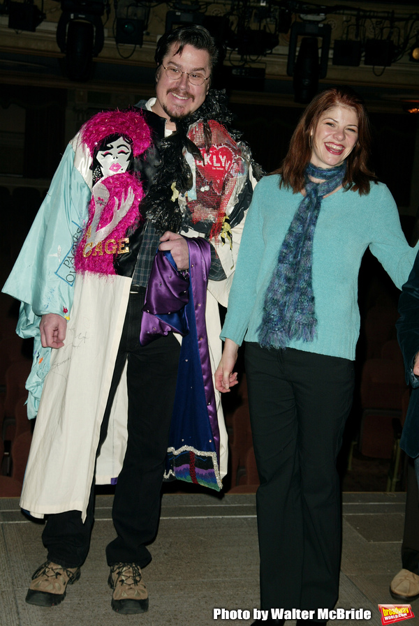 Past Gypsy Robe Winners ... Merwin Foard ( ASSASSIANS ) and
Roxanne Barlow ( DIRTY RO Photo