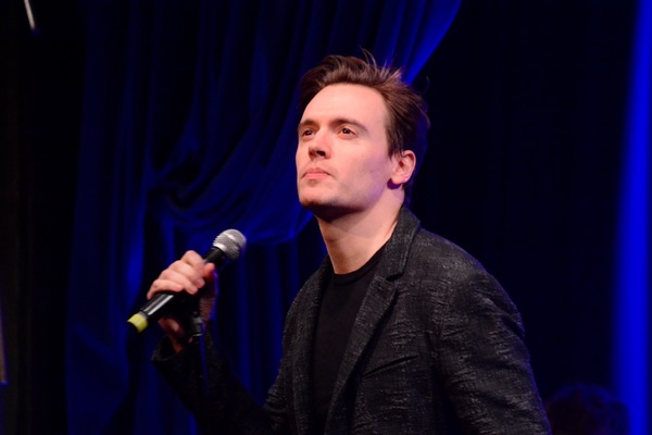 Erich Bergen Photo