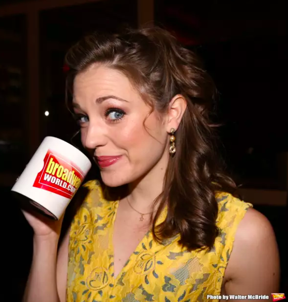 Wake Up With BWW 3/19: Seth Rogen Live-Tweets CATS, Upcoming Online Events, and More! Image