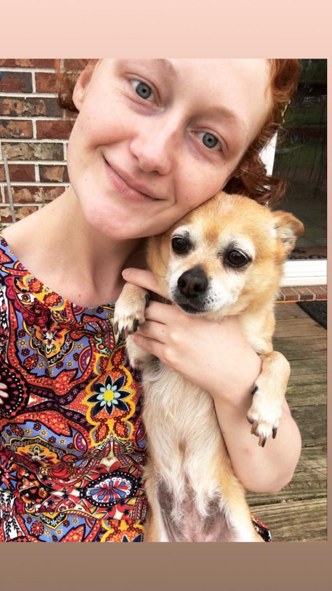 BWW Backstage Pets: SARA TOLSON and her dogs Phoebe, Hazel, and Pepper 