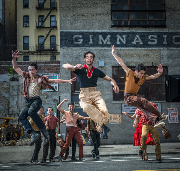 Photo Flash: See Ariana DeBose, Rita Moreno, & More in the WEST SIDE STORY Film! Image