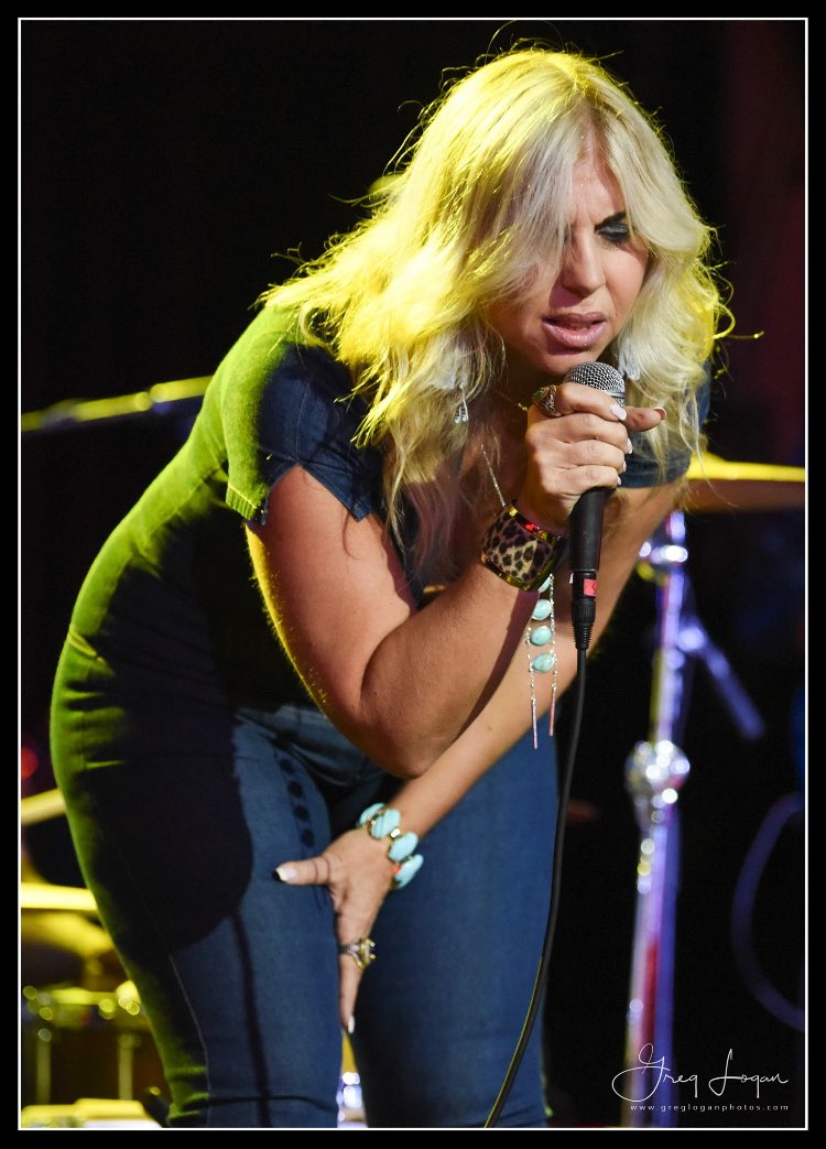 Interview: Eliza Neals Forges Blues-Rock Outing on 'Black Crow Moan' Image