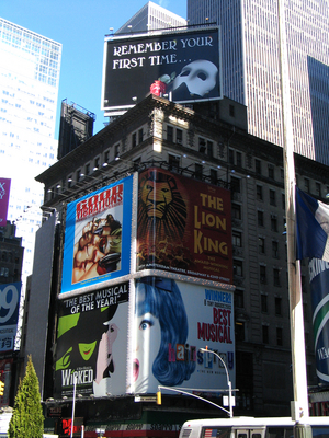 BWW Book Club: Read an Excerpt from UNTOLD STORIES OF BROADWAY: The Neil Simon Theatre Image