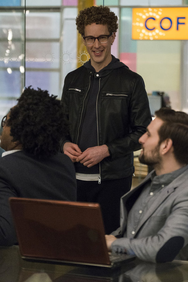 Photo Flash: Get a First Look at the Season Finale of ZOEY'S EXTRAORDINARY PLAYLIST Image