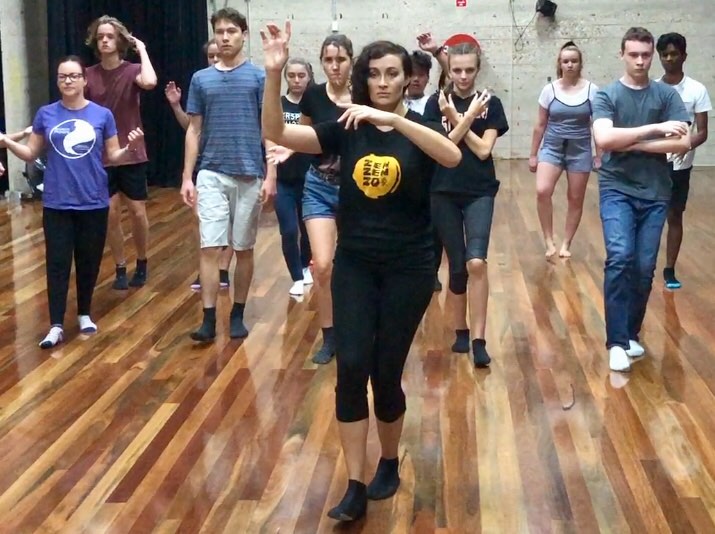 Interview | Artistic Director of Zen Zen Zo and Teaching Artist Nicole Reilly Image
