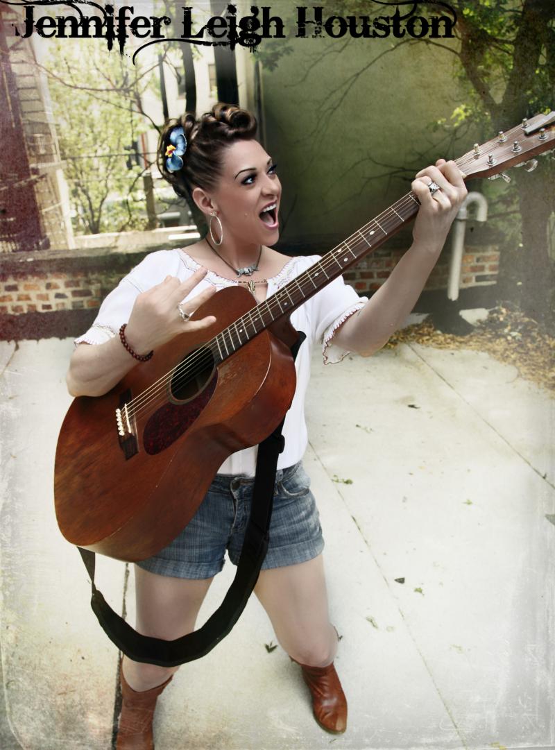 Interview: At Home With Jen Houston Image